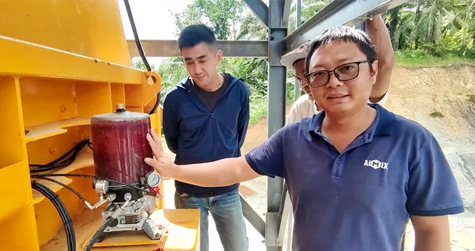 AIMIX overseas office service team in Malaysia